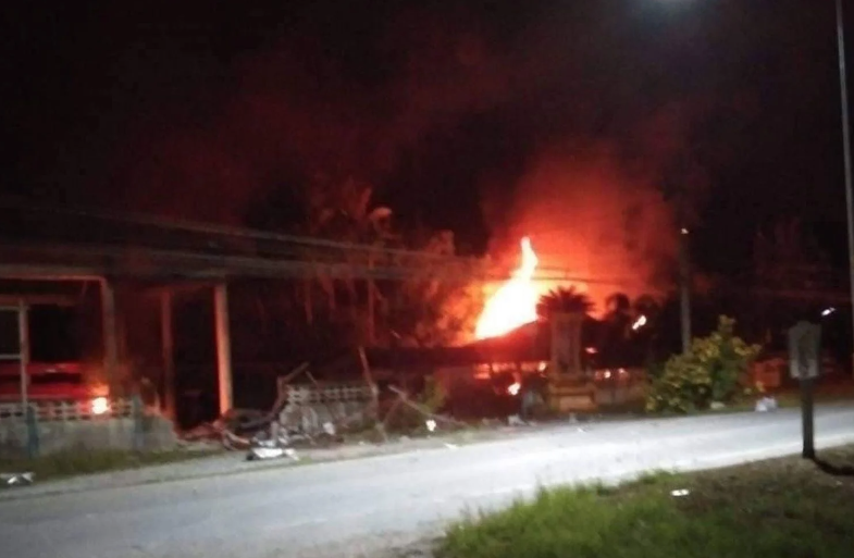 Serangan Bom Hancurkan ATM dan Kantor Pemda di Songkhla Thailand Selatan